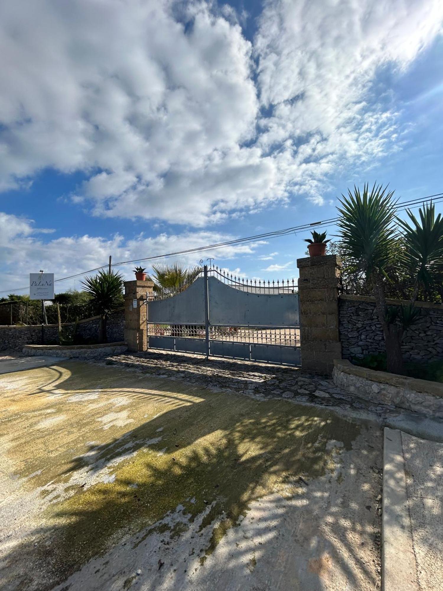 Paluna Otranto Exteriör bild