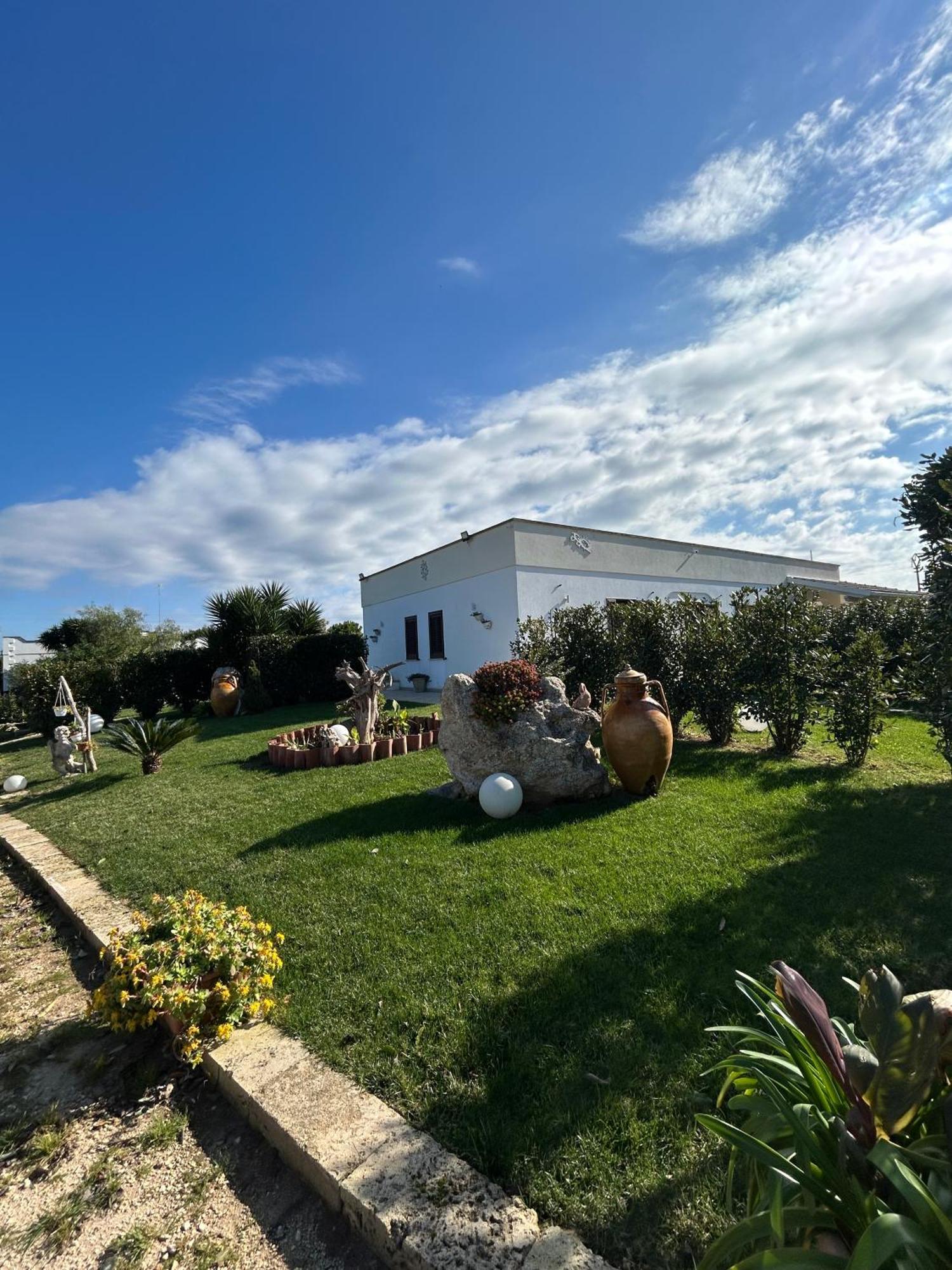 Paluna Otranto Exteriör bild